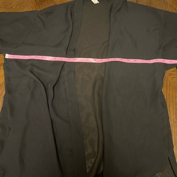 American Apparel - Picture 6 of 7